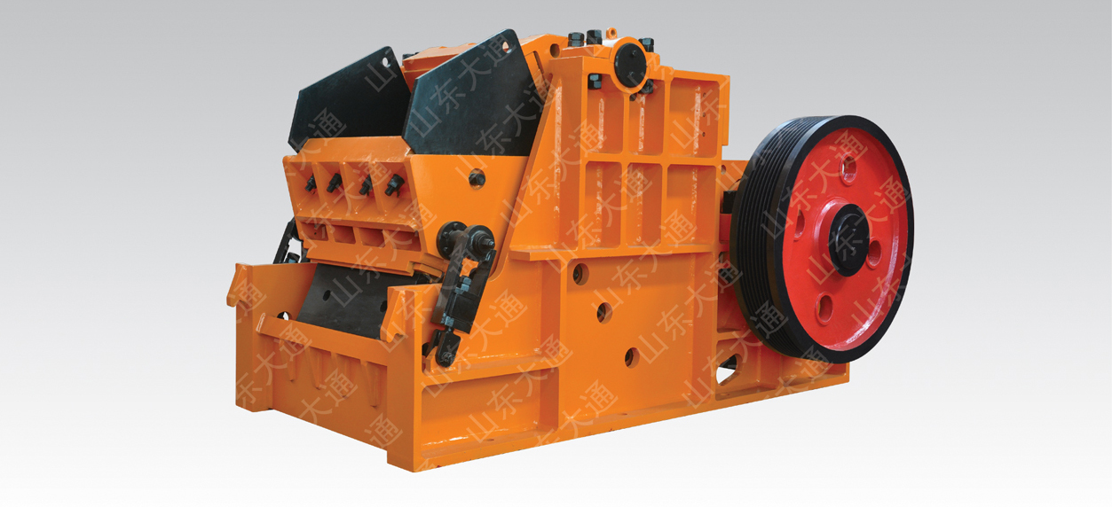 PD external moving jaw low crusher